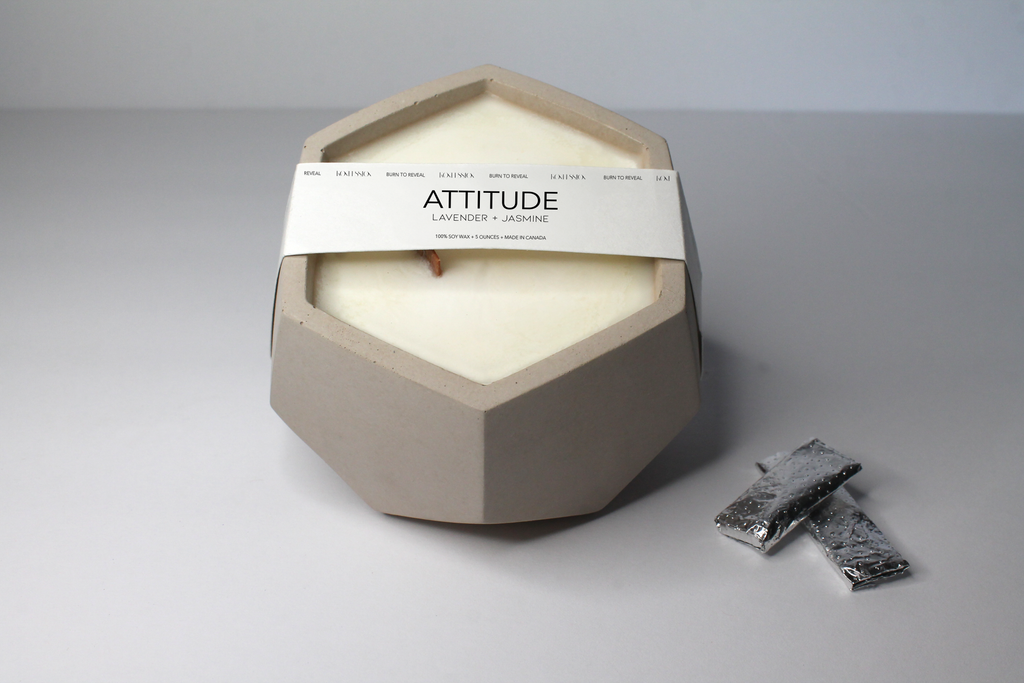 Attitude beige concrete candle in the scent of lavender and jasmine.